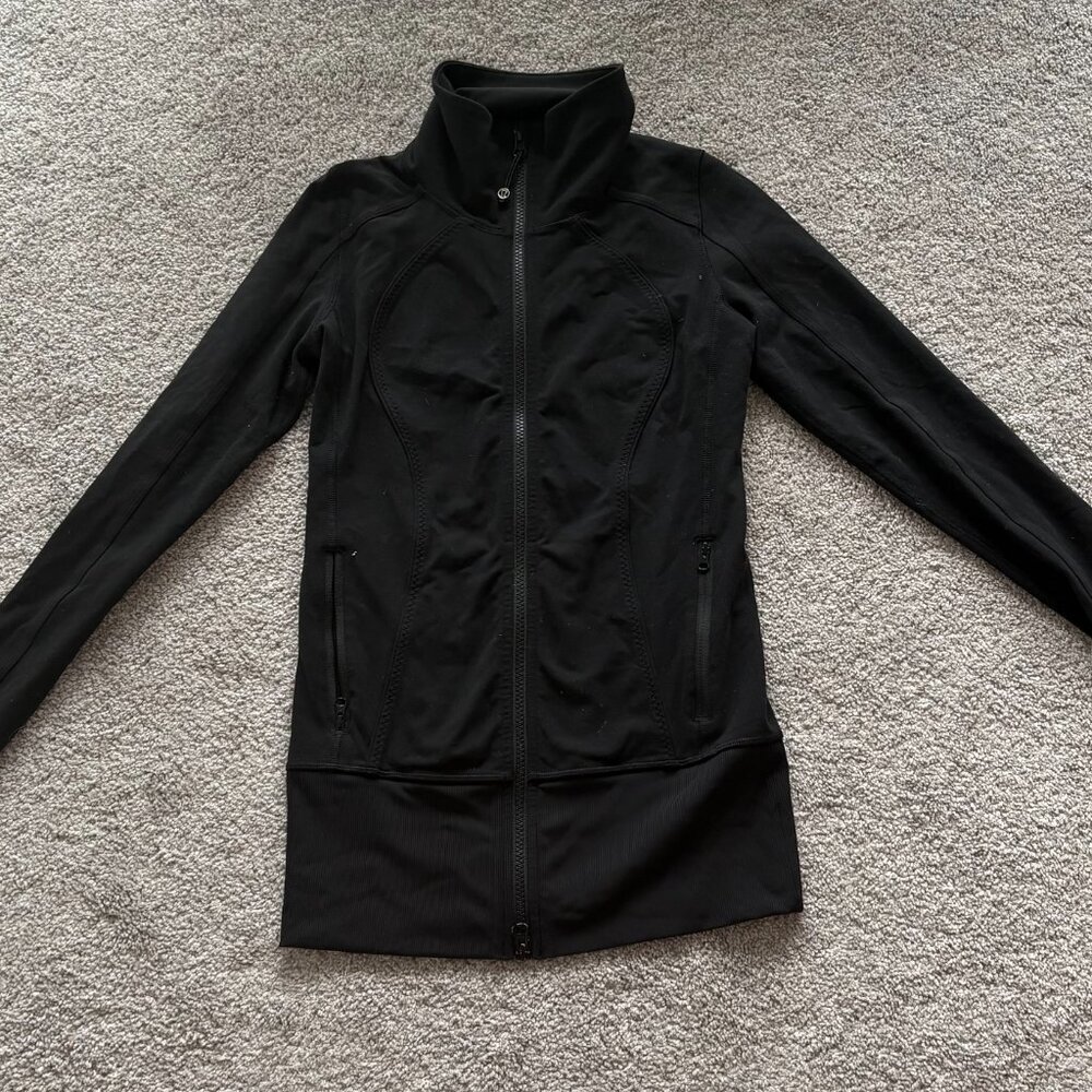 Lululemon full zip Define Jacket
